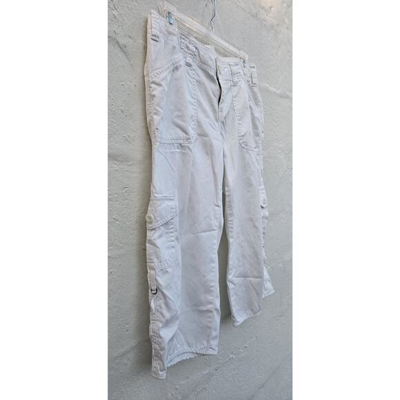 Caslon Womens Capri Pants 4 Small White Cargo Bermuda Cotton Pockets Cropped - Picture 2 of 14